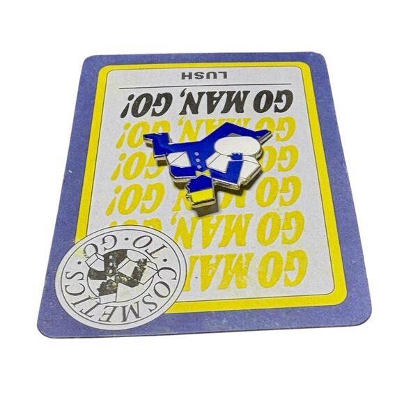Lush Kitchen Exclusive Go Man, Go! Running Man Cosmetics to Go Enamel Pin NWT - Picture 5 of 8